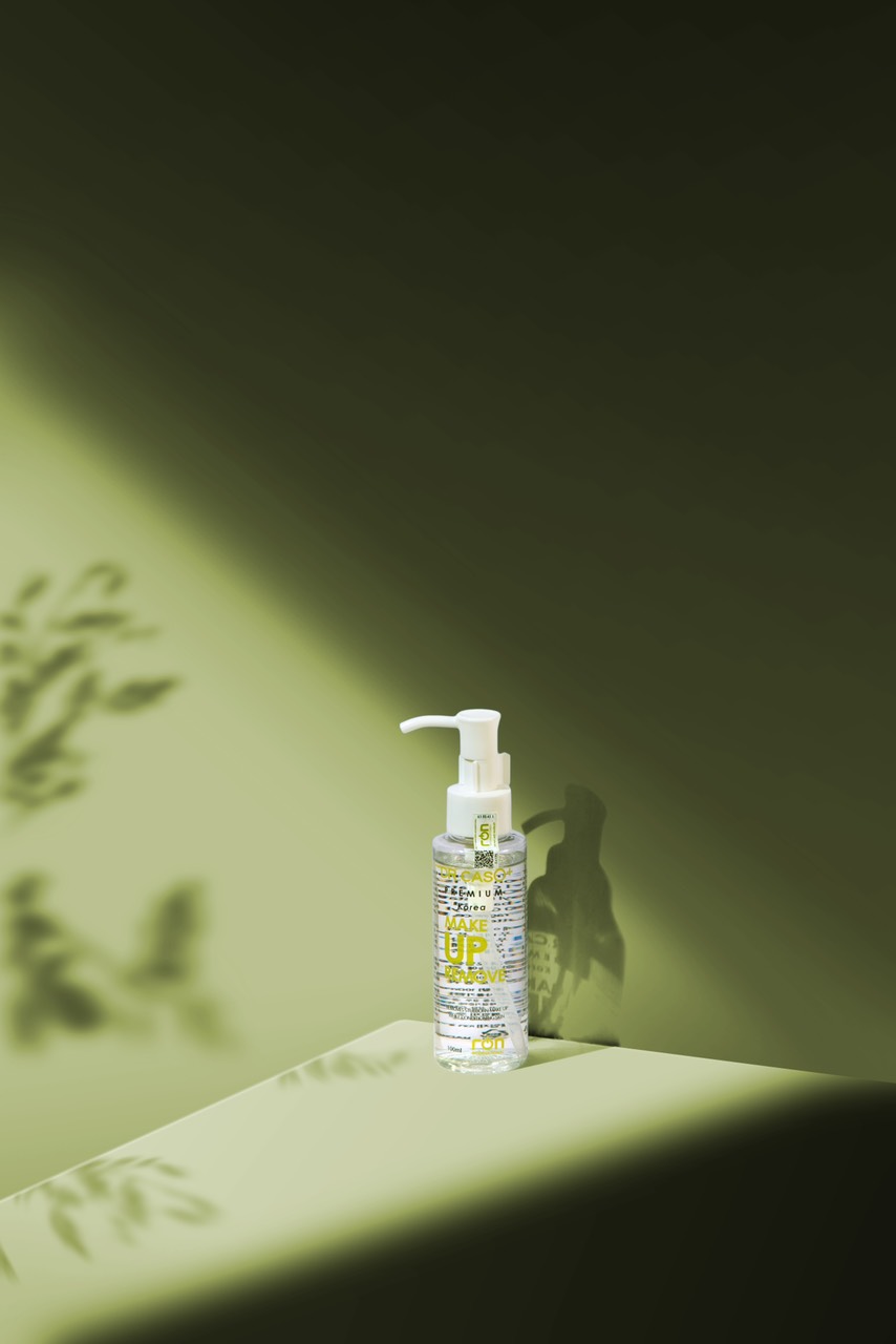 Dầu Tẩy trang (Make up remove Oil) dưỡng ẩm / Dr.Caso+ Premium Make up remove 100ml