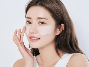Mách bạn gái 10 tips hay chăm sóc da dầu vào mùa hè