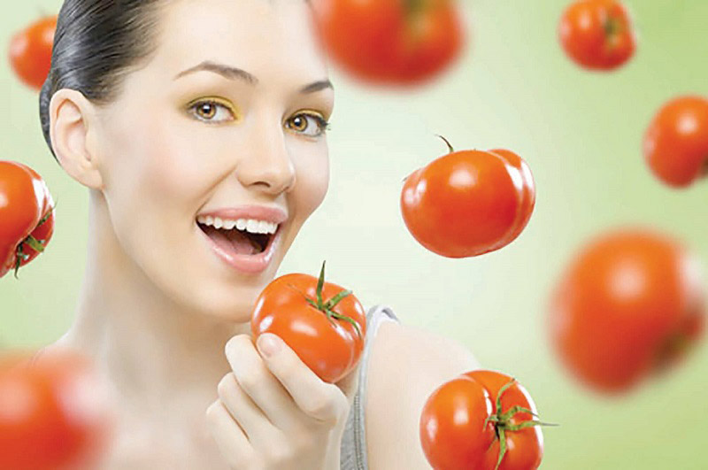 chống nắng bằng cà chua