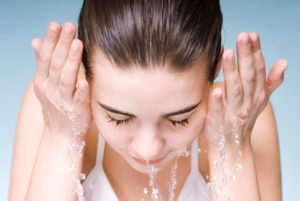 Dùng tế bào gốc ở bước nào trong quy trình làm đẹp mỗi ngày?