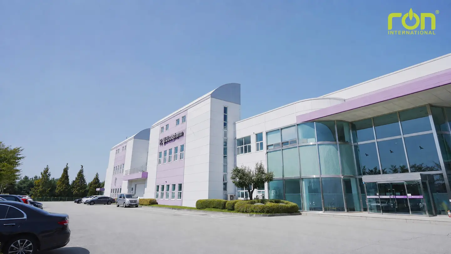 Toàn cảnh cơ sở sản xuất tại nhà máy sản xuất mỹ phẩm ở Hàn Quốc