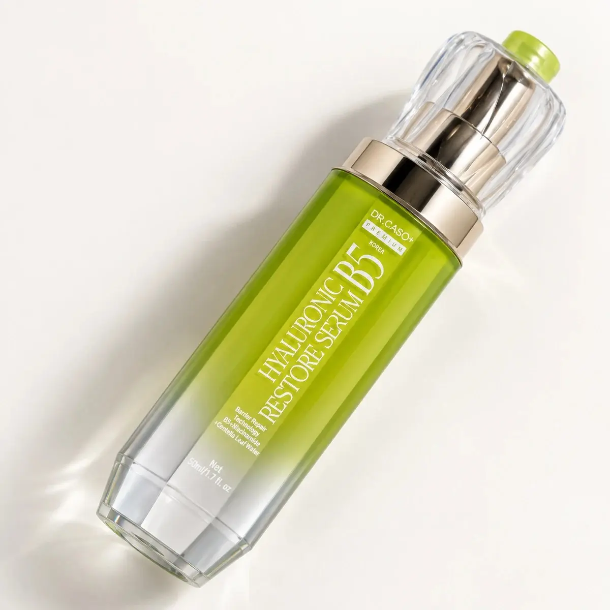 Chai DR.CASO+ Hyaluronic B5 Restore Serum đặt chéo với nắp trong suốt