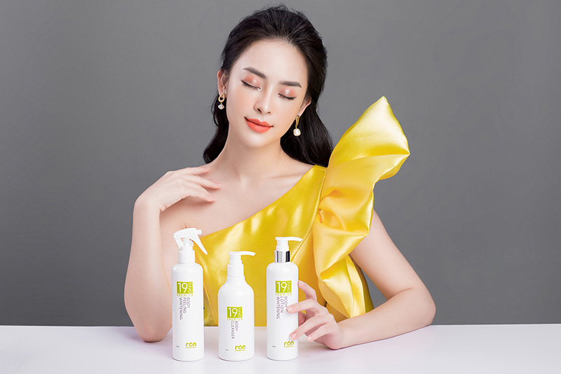 sữa tắm dưỡng trắng da toàn thân 19 Days