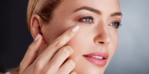 cách xóa nếp nhăn trên mặt