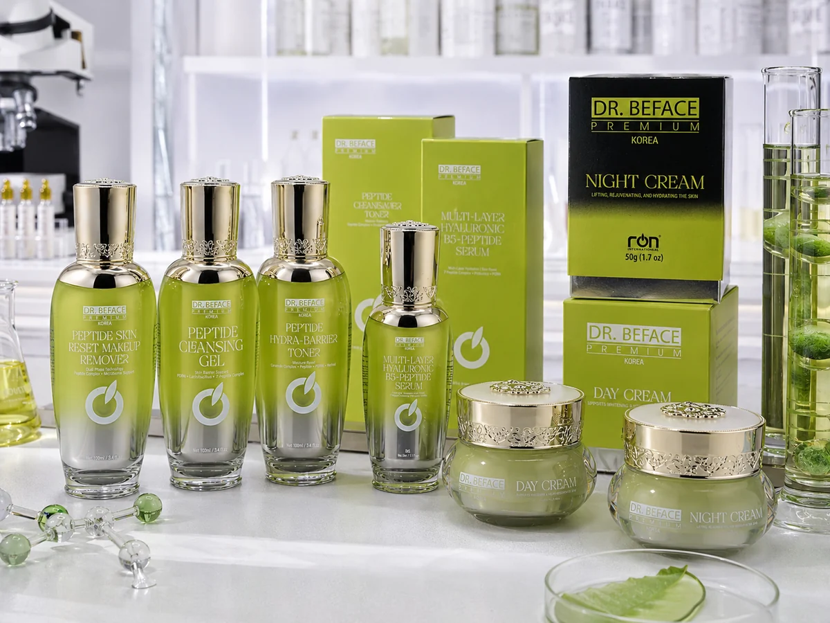 Bộ sản phẩm peptide DR.BEFACE PREMIUM® trong bố cục phòng nghiên cứu