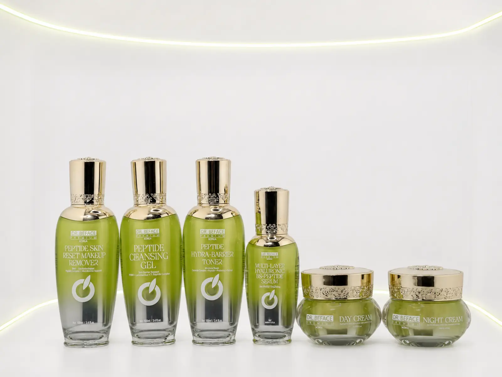Bốn chai và hai hũ kem DR.BEFACE xếp trên nền sáng, gồm sản phẩm làm sạch, toner, serum và kem ngày đêm.